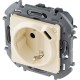 Inspiria Слоновая кость Розетка с заземлением С/У со встроенным зарядным устройством USB C 1.5А без рамки  673771  Legrand