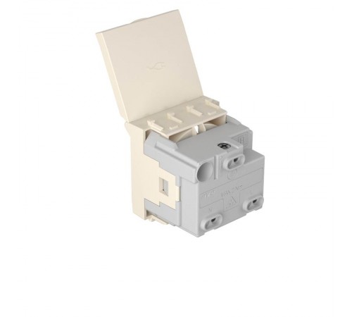 Розетка с крышкой "Ванильная дымка", 2P+E, с з/ш, "Avanti", 2мод.  4405012  DKC