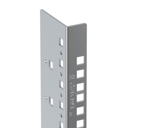 Вертикальные профили 19", 32U, "L", 2шт  R5VUG32L  DKC