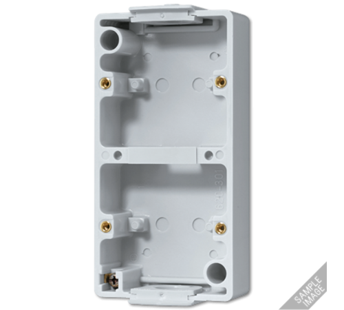 Монтажная коробка для двух устройств 661 Jung