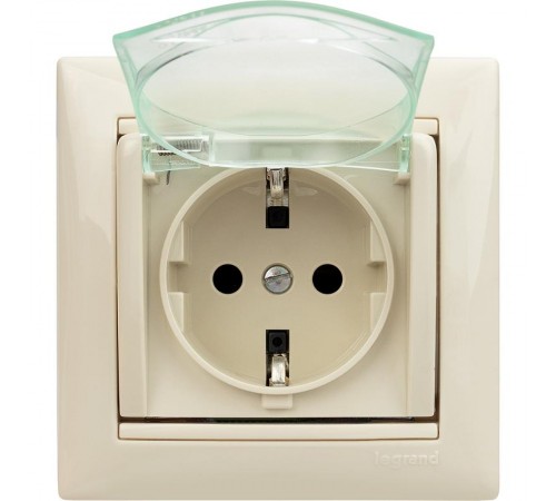 Valena Сл. кость Розетка 1-ая с/з с крышкой и защитными шторками IP44 (к простой рамке)  774120  Legrand