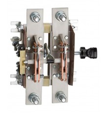 РЕ19-45-22211-00 УХЛ3 и/п, 2500А, 2п на 1 напр., центр.рук., на из. панели, со всп. конт., IP00, разъединитель  (ЭТ)  ET004326  Электротехник