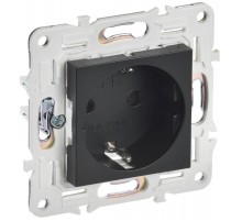 SKANDY Розетка с заземлением с защитными шторками 16А SK-R04Bl черный  SK-R14-16-K02  IEK