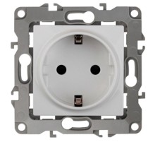 Розетка 12-2102-01 с заземлением со шторками, 16АХ-250В,  белый  Б0014687  ЭРА