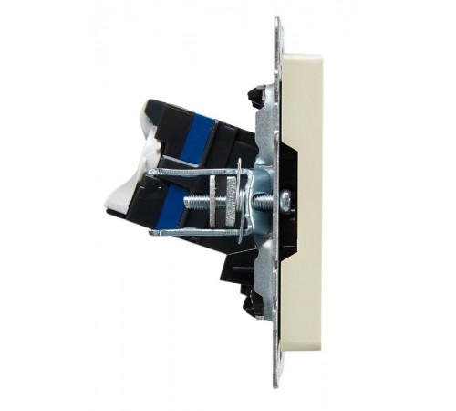 BRITE Розетка RJ45 компьютерная кат.6 РК11-БрКр бежевый  BR-K10-2-K10  IEK