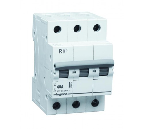 RX3 Выключатель-разъединитель  40А 3П   419412  Legrand