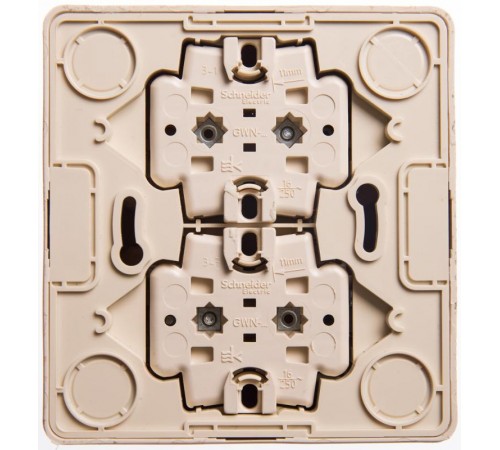 Этюд Сосна О/У Розетка Розетка 4-ая с заземлением со шторками  PA16-208D  SE