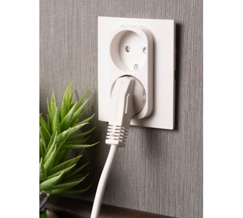 Стокгольм Розетка 2-местная б/з 10А белая с защ. штор. PROxima  EXR10-102-10  EKF