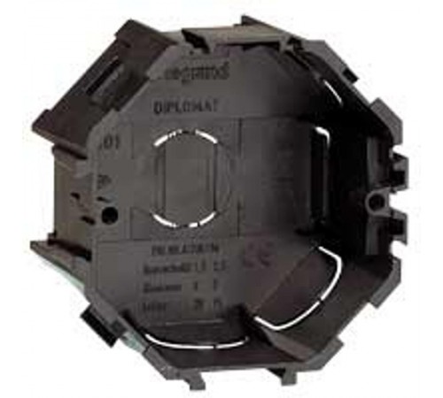 Коробка встраиваемая 65мм  031301  Legrand