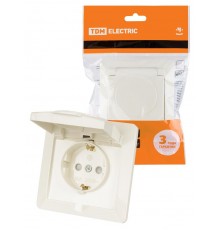 Розетка 2П+З с защ. шт. и крышкой 16А 250В IP44 сл. кость "Ильмень"  SQ1823-0117  TDM