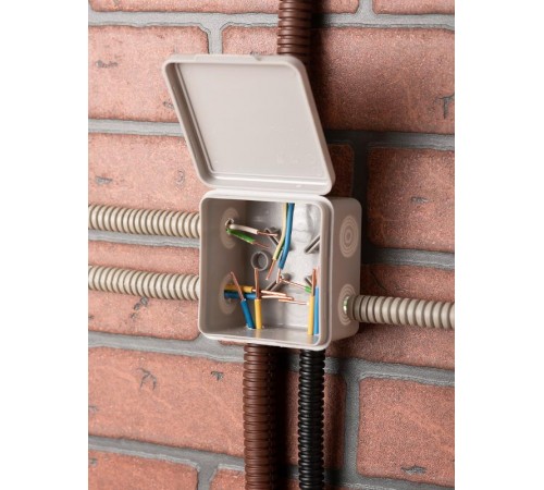 Коробка распределительная КМР-030-034 пылевлагозащищенная без мембранных вводов (100х100х50) EKF PROxima  plc-kmr-030-034  EKF