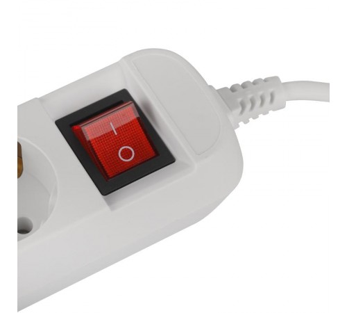 Удлинитель электрический ЭРА UDL-10-350-ES Greenline 3 розетки с заземлением с выключателем 5м ПВС 3x0.75мм2   Б0065080  ЭРА