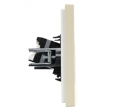 FORTE&PIANO Розетка комп. RJ45 кат.5E FP432 ваниль  FP-K10-1-K10  IEK