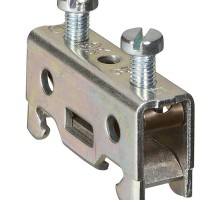 Винтовая клемма Viking 3 - заземляющая - однополюсная - неизолированная - металлическое основание - шаг 15 мм  037176  Legrand