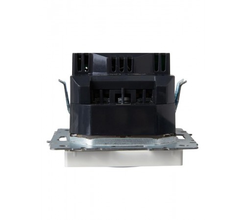 BRITE Розетка с заземлением со шторками 16А с USB A+A 3,1А РЮш10-2-БрБ белый  BR-R14-16-U21-D31-K01  IEK