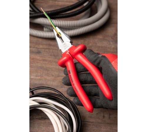 Пассатижи Master 200 мм 1000В EKF Basic    pas-200-mas-in   EKF 