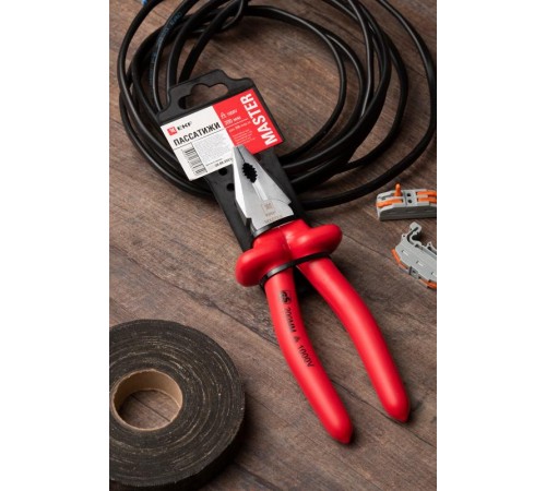 Пассатижи Master 200 мм 1000В EKF Basic    pas-200-mas-in   EKF 