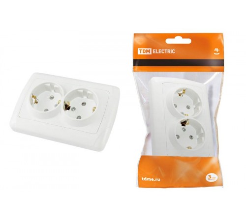 Розетка двойная 2П+З 16А 250В с защ. шт. белая "Онега"   SQ1805-0013  TDM
