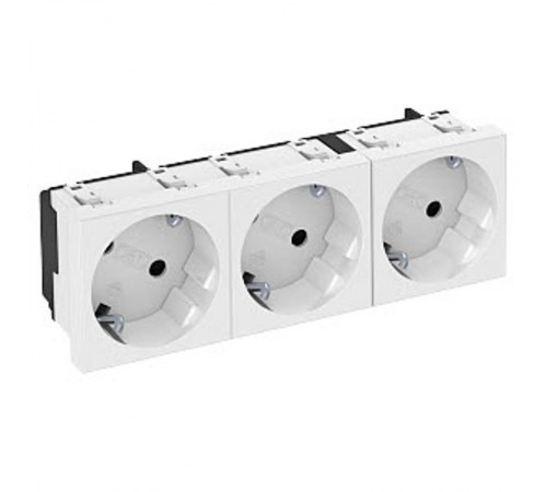 Розетка 3х2К+3 под углом 33° шторки 16А 250В (45х135 мм - 3 модуля Modul45) белая  6120123  OBO Bettermann