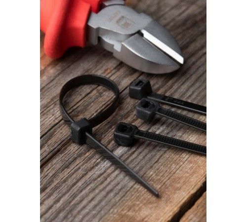 Хомут нейлоновый ЧЕРНЫЙ 4,8х150 (уп./100шт) EKF Simple  plc-cb-4.8x150  EKF