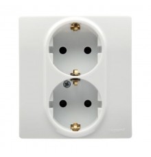 Etika Белый Розетка 2-ая с заземлением со шторками в сборе 16А 250В винтовые зажимы  672273  Legrand