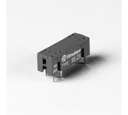 Розетка для монтажа на плате для реле 43.41; в комплекте металлическая клипса 095.43; версия: черный цвет  95230SNA  Finder