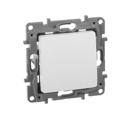 Etika Белый Переключатель 10А, винтовые клеммы  672205  Legrand