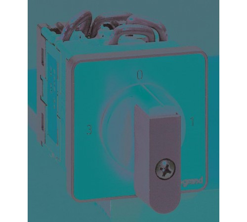 Трехпозиционный переключатель с положением ''0'' - PR 12 - 2П - 6 контактов - крепление на дверце  027503  Legrand