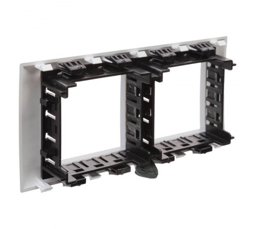 Рамка-суппорт "Avanti" для "In-liner Front",  серебристый металлик, 4модуля  4404914  DKC