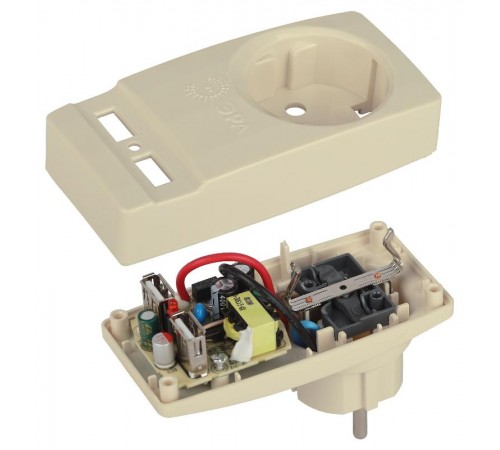 Разветвитель электрический ЭРА SP-1e-USB-I на 1 розетку + 2 USB с заземлением 16А сл. кость   Б0027836  ЭРА
