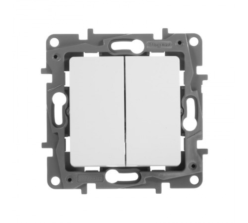 Etika Белый Переключатель 2-клавишный, 10А, автозажимные клеммы  672212  Legrand