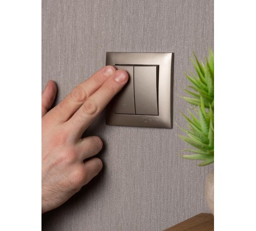 Валенсия лицевая панель выключателя 2-кл. проходного 10А кашемир EKF PROxima   ESV10-L-027-40   EKF