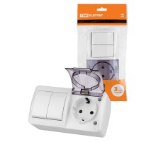 Блок выключатель 2-кл. 10А + розетка 2П+З 16А с защ. штор. с прозр. крыш. IP54 белый "Селигер"  SQ1818-0023  TDM