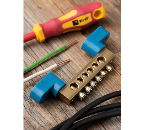 Шина "0" N (8х12мм) 6 отверстий латунь 2 синих угловых изолятора EKF PROxima  sn0-125-06-2  EKF