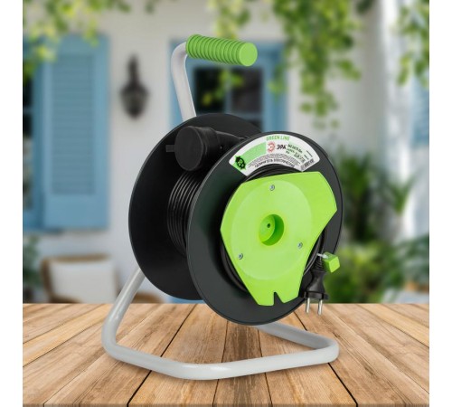 Удлинитель силовой ЭРА GREEN LINE GAZ-2x0.75-20m Greenline на катушке пластик 1 розетка без заземления 20м ПВС 2x0.75мм2   Б0065142  ЭРА