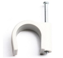 Скоба пластиковая с гвоздем. д.7 - 8мм  51700  DKC