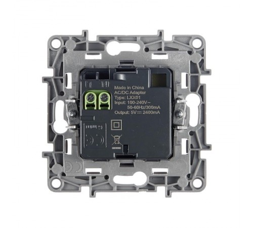 Etika Алюминий Розетка USB 2-ая 240В/5В 2400мА  672494  Legrand
