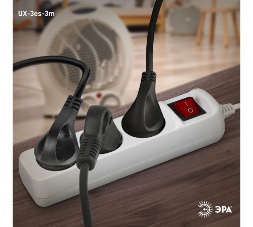 Удлинитель Россия UX-3es-3m Удлин-ль c заземлением, 3x0,75мм2, c выкл. 3гн, 3м  Б0035751  ЭРА