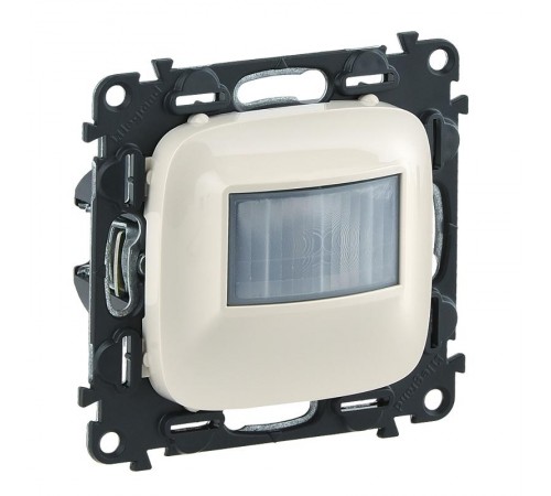 Valena ALLURE DIY Сл.кость Датчик движения 180° 250Вт без нейтрали  752870  Legrand