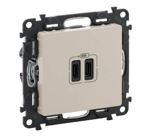 Valena LIFE Сл. кость Зарядное устройство с 2-мя USB-разьемами тип С-тип С 240В/5В 3000мА С лицевой панелью  753207  Legrand