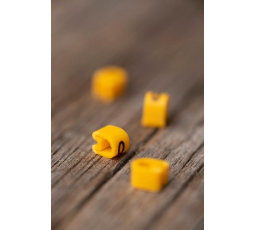 Маркер-кабельный 2,5кв.мм "0" (1000шт.) (ЕС-1) EKF PROxima  plc-KM-2.5-0  EKF