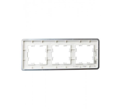 BRITE Рамка 3-ая РУ-3-1-Бр металл алюминий RE AL  BR-M32-M-21-K47  IEK