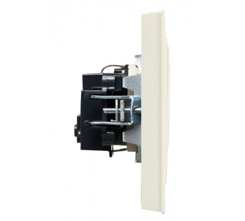 BRITE Розетка с заземлением со шторками 16А в сборе РСР14-1-0-БрКр бежевый  BR-R14-16-K10-F  IEK