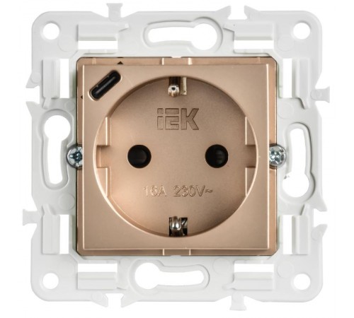 SKANDY Розетка с заземлением с защитными шторками 16А с USB C 18Вт SK-R17Sa песочный   SK-R14-16-U14-018-K98  IEK