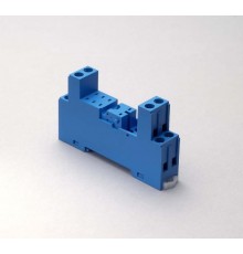 Розетка с винтовыми клеммами (с зажимной клетью) для реле 40.31; применяются модули 99.80; в комплекте металлическая клипса 095.71  95833SMA  Finder