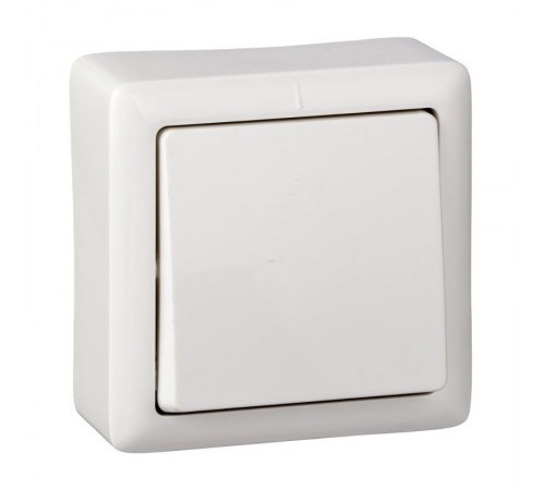Хит Белый О/У с изолирующей пластиной Выключатель 1-клавишный 6А, 250В  VA16-131I-B  SE