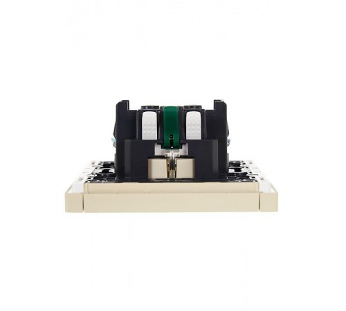 FORTE&PIANO Розетка с заземлением со шторками безвинтовое крепление 16А FP413 ваниль  FP-R14-16-1-K10  IEK