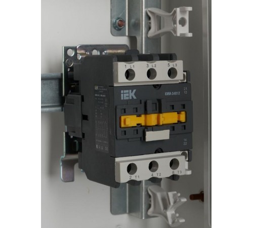 Контактор КМИ-34012 40А 230В/АС3 1НО;1НЗ   KKM31-040-230-11  IEK