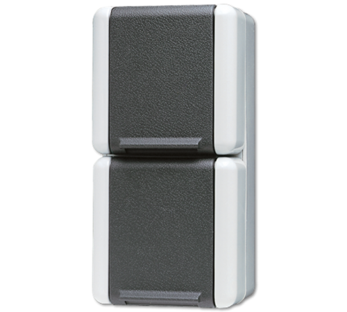 Двойная вертикальная SCHUKO-розетка 16A 250V~ для накладного монтажа IP44  822W  Jung