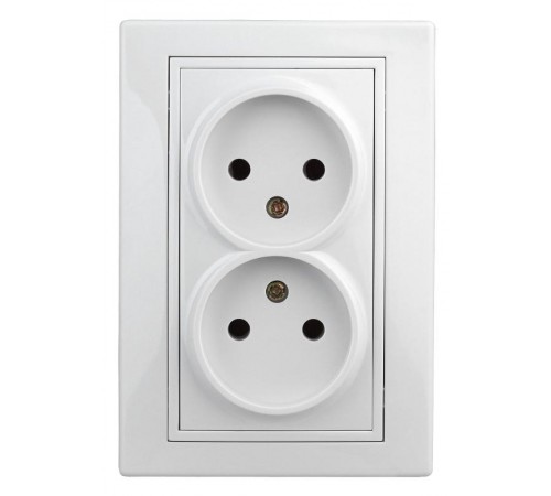 1-204-01  Intro Розетка 2х2P, 16А-250В, IP20, СУ, Plano, белый  Б0027613  Intro